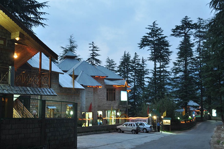 Holiday Heritage best hotels in Manali