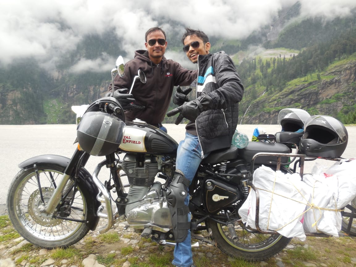 leh ladakh bike tour 