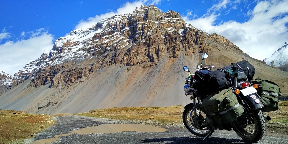 leh ladakh bike trip packages