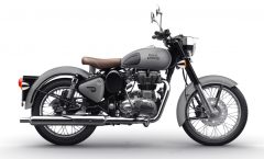 royal enfield bullet classic bike on rent in manali gulliver adventures