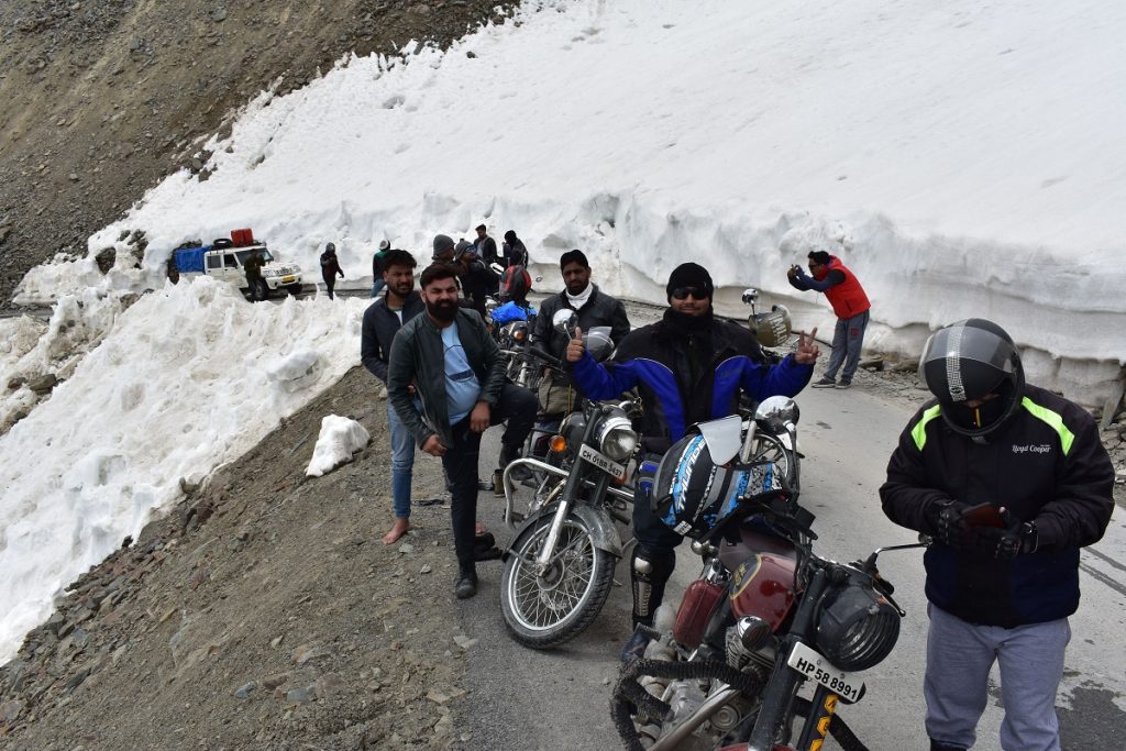 Ride Into the Skies: Leh Ladakh Bike Tour Package 2025 (8 Nights / 9 ...